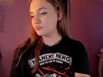 CarolineLovers  live sex cam