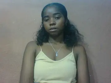 Luciah1  live sex cam