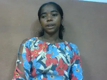 Luciah1  live sex cam