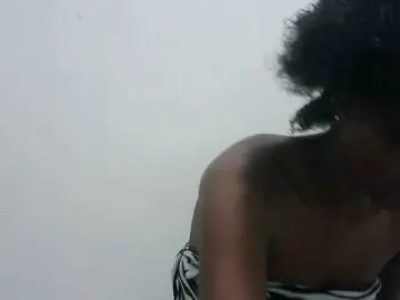 Tatswee  live sex cam