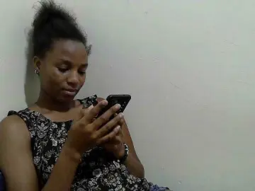 Tatswee  live sex cam