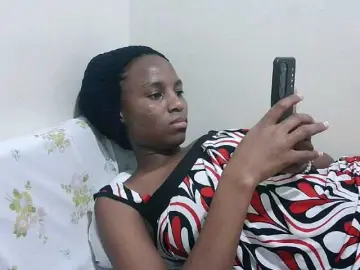 Tatswee  live sex cam