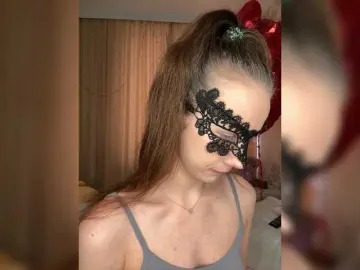 U-Moni  live sex cam