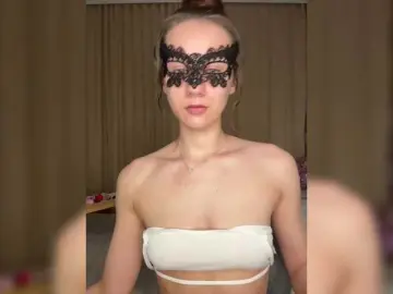 U-Moni  live sex cam