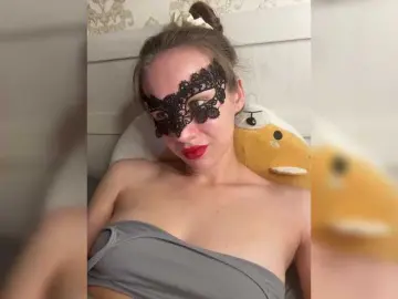 U-Moni  live sex cam