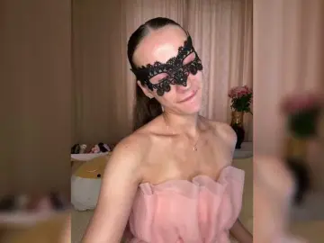 U-Moni  live sex cam