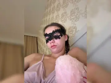 U-Moni  live sex cam