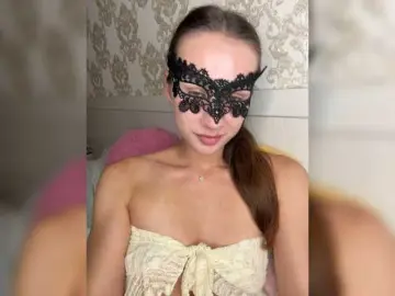 U-Moni  live sex cam