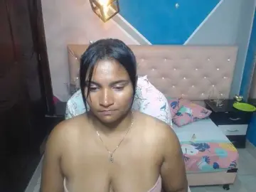 Celestewood  live sex cam