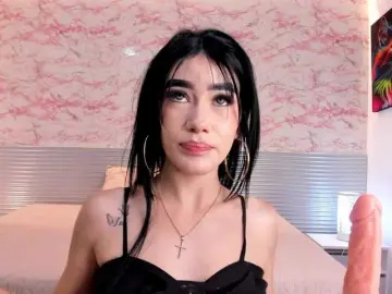 Mia-velvet  live sex cam