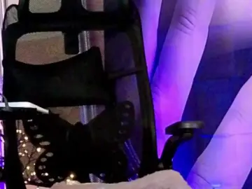 Your-amazon4rever-wild  live sex cam