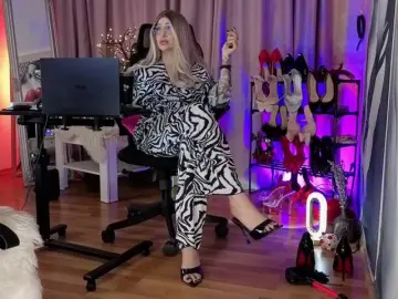 Your-amazon4rever-wild  live sex cam