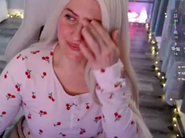 Bellastarrr84  live sex cam