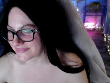 Bellastarrr84  live sex cam