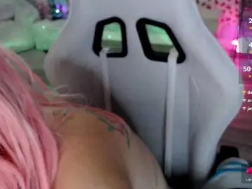 Bellastarrr84  live sex cam