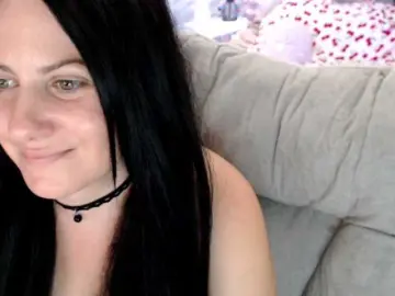 Bellastarrr84  live sex cam