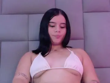 Catalina-Cooper  live sex cam