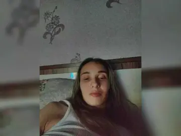 Chloe1231  live sex cam