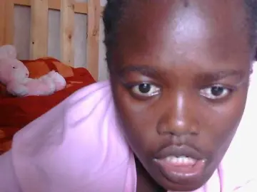 Juicybooty  live sex cam