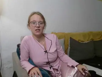 LeniFuchs  live sex cam