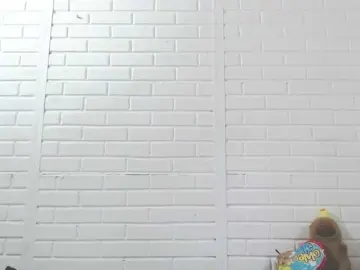 Crystalstonee1  live sex cam