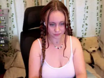 Webkisssa  live sex cam