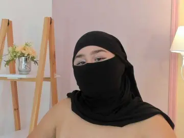 Zharaa-  live sex cam