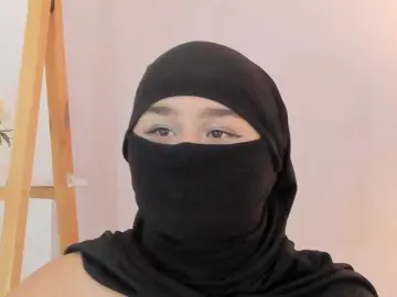 Zharaa-  live sex cam