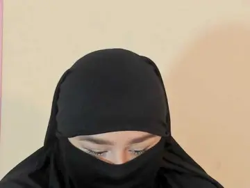 Zharaa-  live sex cam