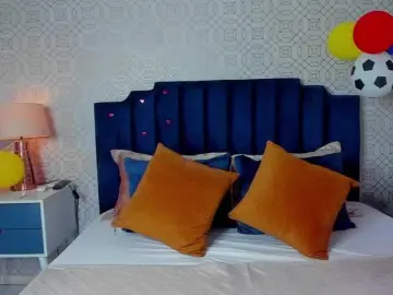 AshleyThompson  live sex cam