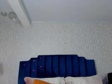 AshleyThompson  live sex cam