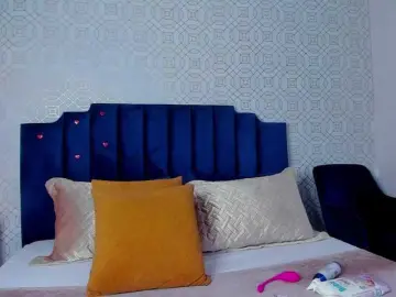 AshleyThompson  live sex cam