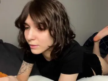 DarlenaBoothman  live sex cam