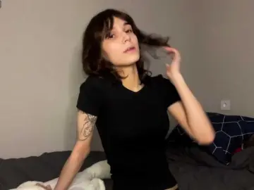 DarlenaBoothman  live sex cam