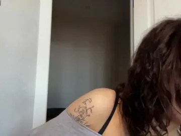 DarlenaBoothman  live sex cam