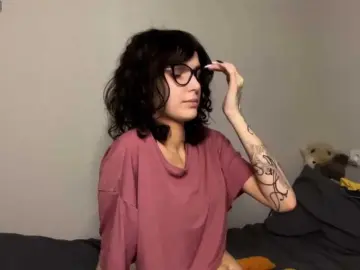 DarlenaBoothman  live sex cam