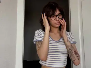 DarlenaBoothman  live sex cam