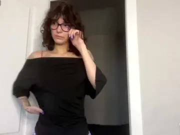 DarlenaBoothman  live sex cam
