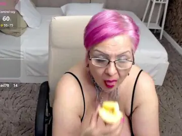 LadyLibely  live sex cam