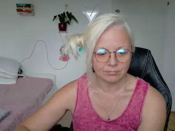 LinsyKim  live sex cam