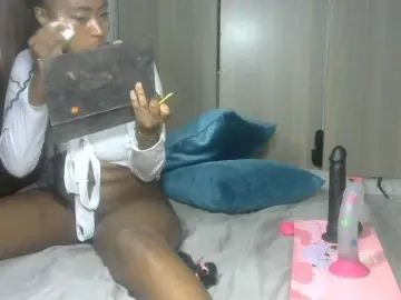 Petitlexxi  live sex cam