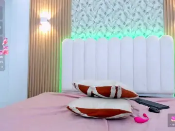 Allyson-nahid  live sex cam