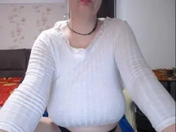 Mary-x  live sex cam