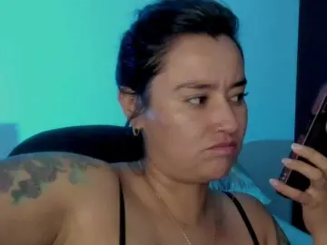 Milagrey1  live sex cam