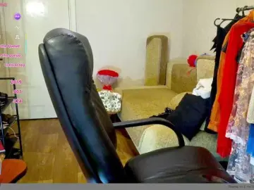 Flirt-Red  live sex cam