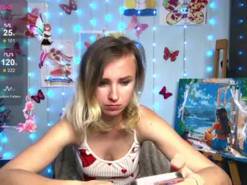 HarleyWid  live sex cam