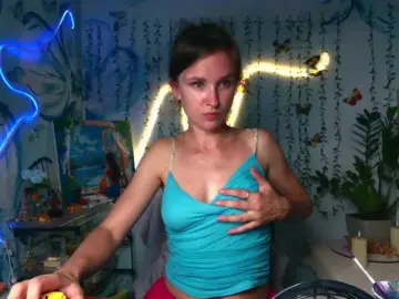 HarleyWid  live sex cam