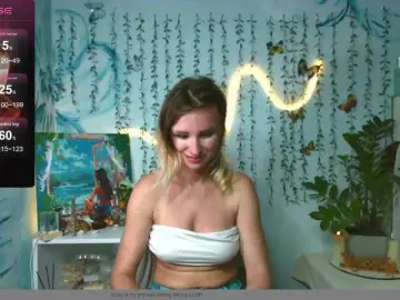 HarleyWid  live sex cam