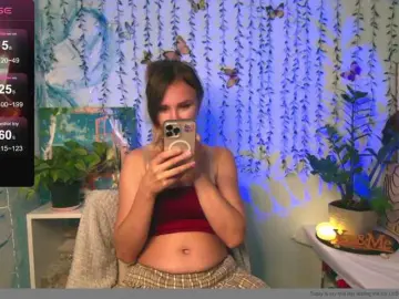 HarleyWid  live sex cam