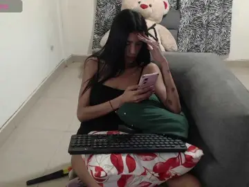 Jimenna-Slim  live sex cam